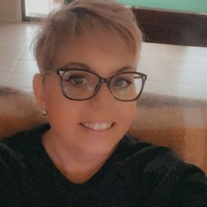 Meet your Posher, Schirelle